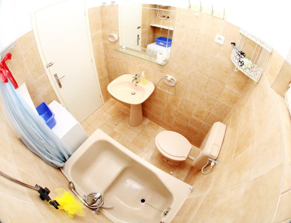 Apartman Gordana Трогир Екстериор снимка